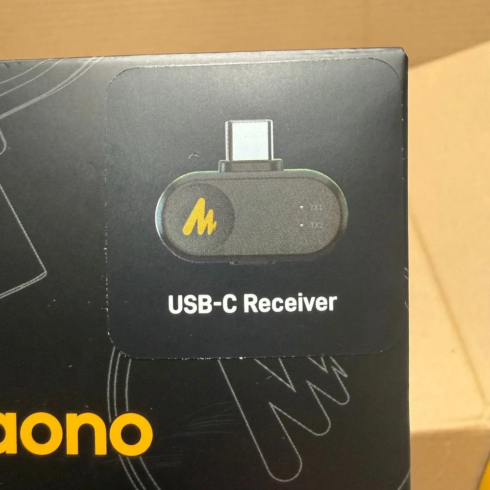 Maono PD200W Wireless Dynamic Microphone RGB USB-C Podcasting Streaming Gaming